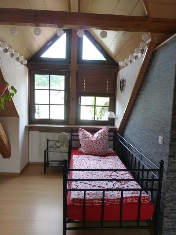 Apartment Mosel-Goetterlay Bruttig-Fankel Pokoj fotografie